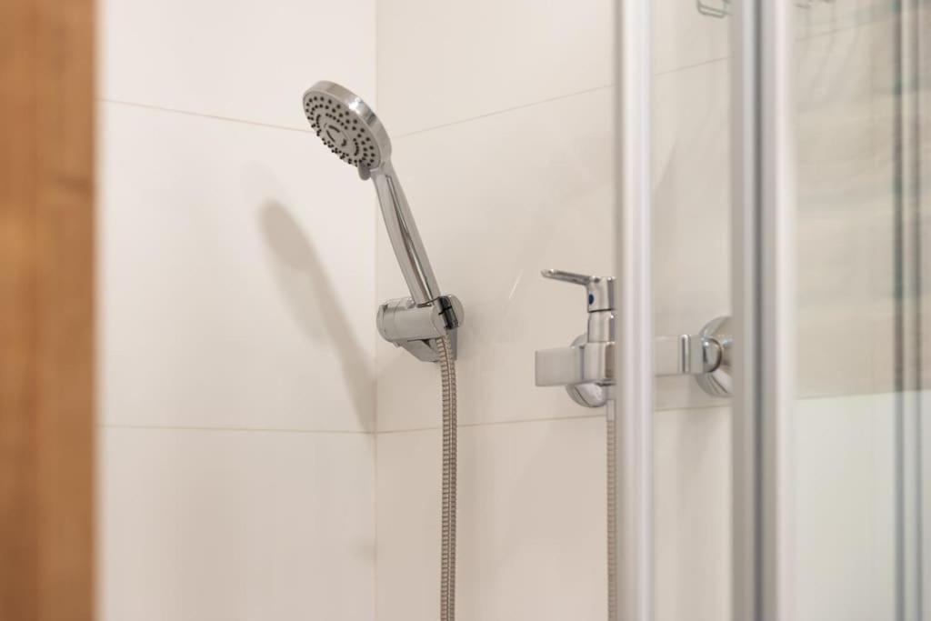 Apartamento Mezzanine Beds, 10min To Centre With Offsite Parking Praga